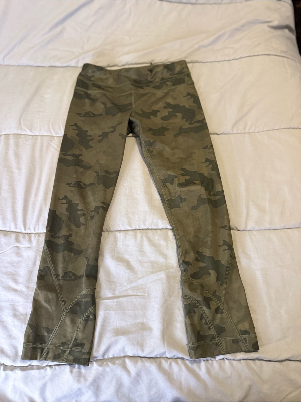 Lululemon Pace Rival Crop Camo Leggings